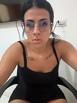 Stripchat Best live sex cam show of Agatha_lindinha