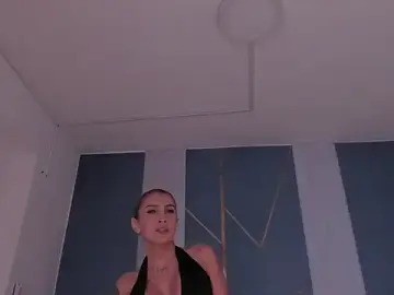 Stripchat Live Sex Cam of Swt_skinny_