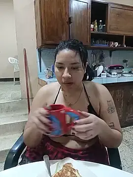 Stripchat Watch Live Sex Cams of Danelyhit