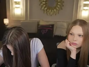 Stripchat Free Porn Cam of Julia__Star_