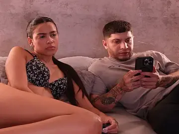 Stripchat Live Sex Cam of Nicky_and_Blake