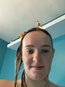 Stripchat Free Porn Cam of Sophiesinxx