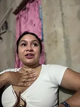 Stripchat Live Porn of Pretty_Isadora