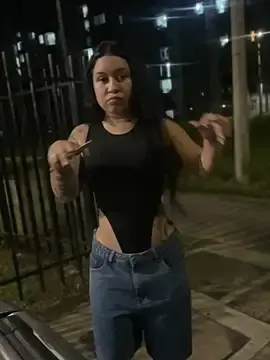 Stripchat Best Webcam of Pretty_Isadora