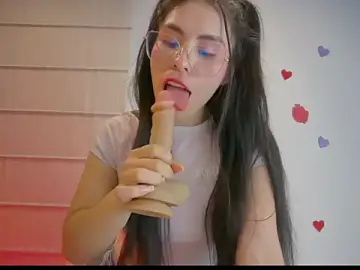 Stripchat Best live sex cam show of sasha_jonne