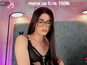 Stripchat Sex Cam of JESSI_NAOMI