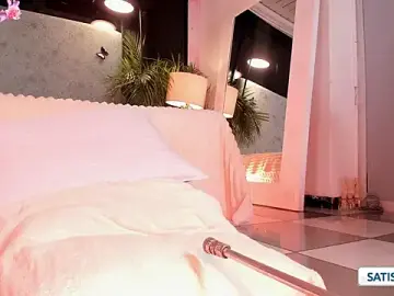 Stripchat Free Live Porn of JESSI_NAOMI