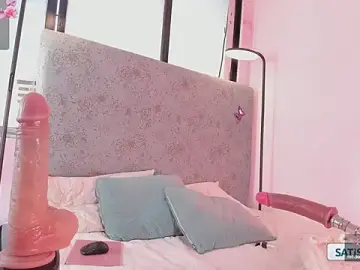 Stripchat Free Live Porn of JESSI_NAOMI