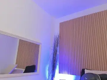 Stripchat Live Porn of GenesisRuiz