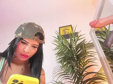 Stripchat Best live sex cam show of emaa_lambert