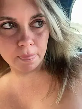 Stripchat Nude Webcam of Samantha_official