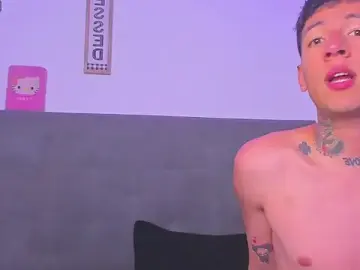 Stripchat Free Porn Cam of Andrea_flow