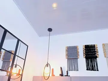 Stripchat Sex Cam of Sweet_camille