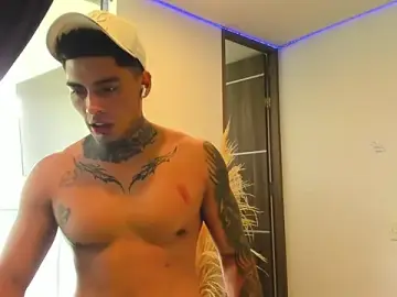 Stripchat Sex Cam of Dominiofit