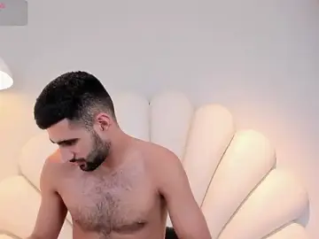 Stripchat Live Sex Cam of Ethan__Walker