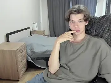 Stripchat Live Sex Cam of Liam_sexy1