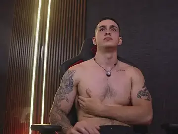 Stripchat Sex Cam of JacksonOlsenn