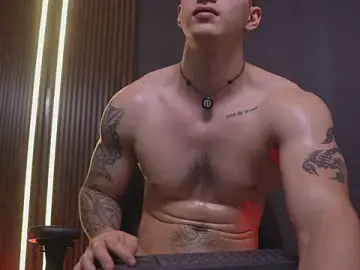 Stripchat Sex Cam of JacksonOlsenn