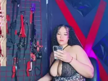 Stripchat Best live sex cam show of ivonne_diaz1