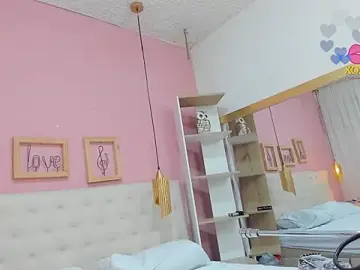 Stripchat Best live sex cam show of leylla_