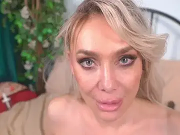 Stripchat Best Webcam of IsadoraDunkan