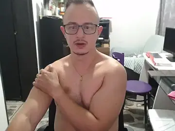 Stripchat Free Live Porn of jacob_strokes01