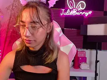 Stripchat Adult Webcam of Littlebunny21