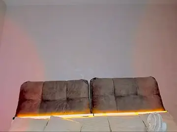 Stripchat Best live sex cam show of AriellaTesk