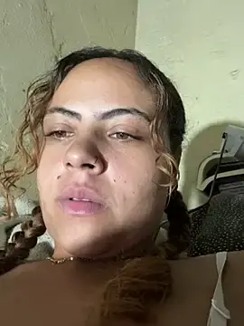 Stripchat Free Porn Cam of Chloe_Leaozinho