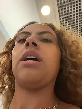 Stripchat Watch Live Sex Cams of Chloe_Leaozinho