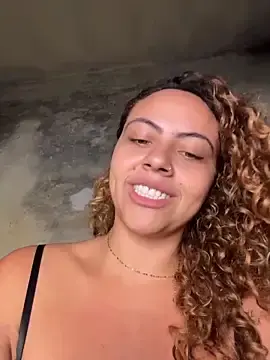 Stripchat Live Sex of Chloe_Leaozinho