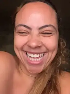 Stripchat Sex Cam of Chloe_Leaozinho