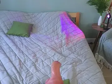 Stripchat Free Live Porn of TwilightSparkle_