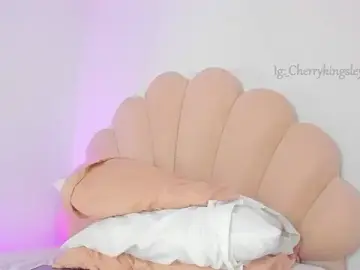 Stripchat Watch Live Sex Cams of _cherrykingsley1
