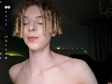 Stripchat Nude Webcam of Kudi_Minnt