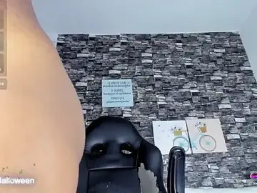 Stripchat Free Porn Cam of wesly_ashly
