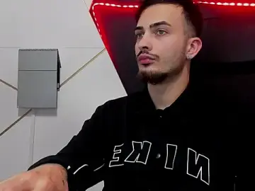 Stripchat Best live sex cam show of BrandonTate