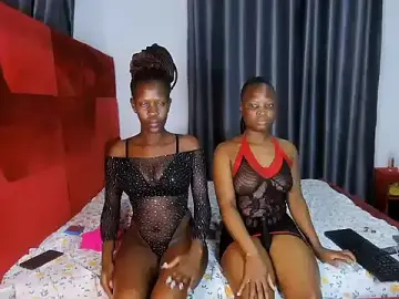 Stripchat Adult Webcams of Crystal_x_ebony