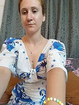 Stripchat Live Sex Cam of Khalee_si