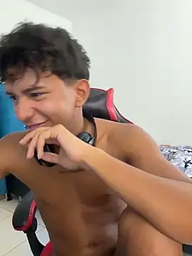 Stripchat Adult Webcams of Leonarrrd_01