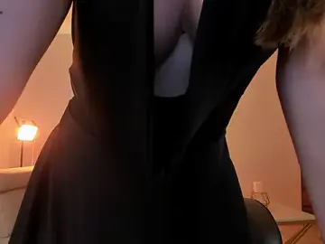 Stripchat Nude Webcam of GiaFerrara
