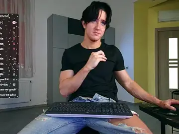 Stripchat Live Sex of ChristianLevine_