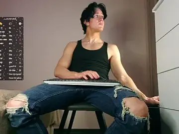 Stripchat Live Sex of ChristianLevine_