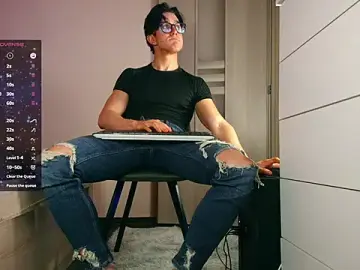 Stripchat Adult Video Chat of ChristianLevine_