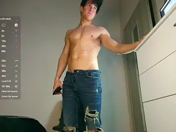 Stripchat Live Sex Cam of ChristianLevine_