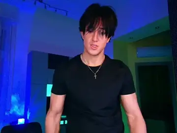 Stripchat Adult Webcam of ChristianLevine_