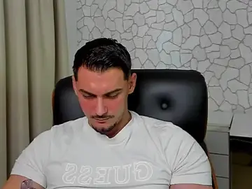 Stripchat Live Sex Cam of ClintMasters