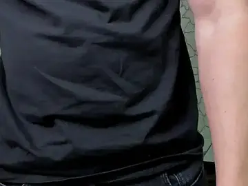 Stripchat Live Sex Cam of ClintMasters