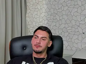 Stripchat Free Live Porn of ClintMasters