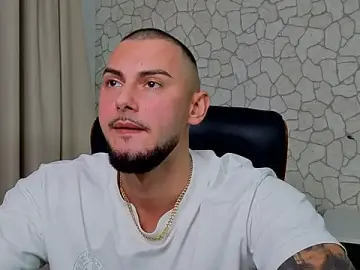 Stripchat Live Sex Cam of ClintMasters